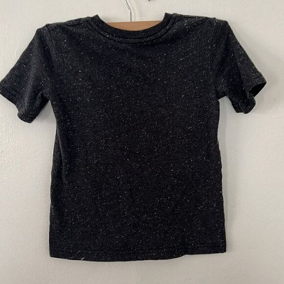 Bundle of 2 Kids The Rolling Stones shirt /the Beatles shirt EUC - Picture 3 of 7